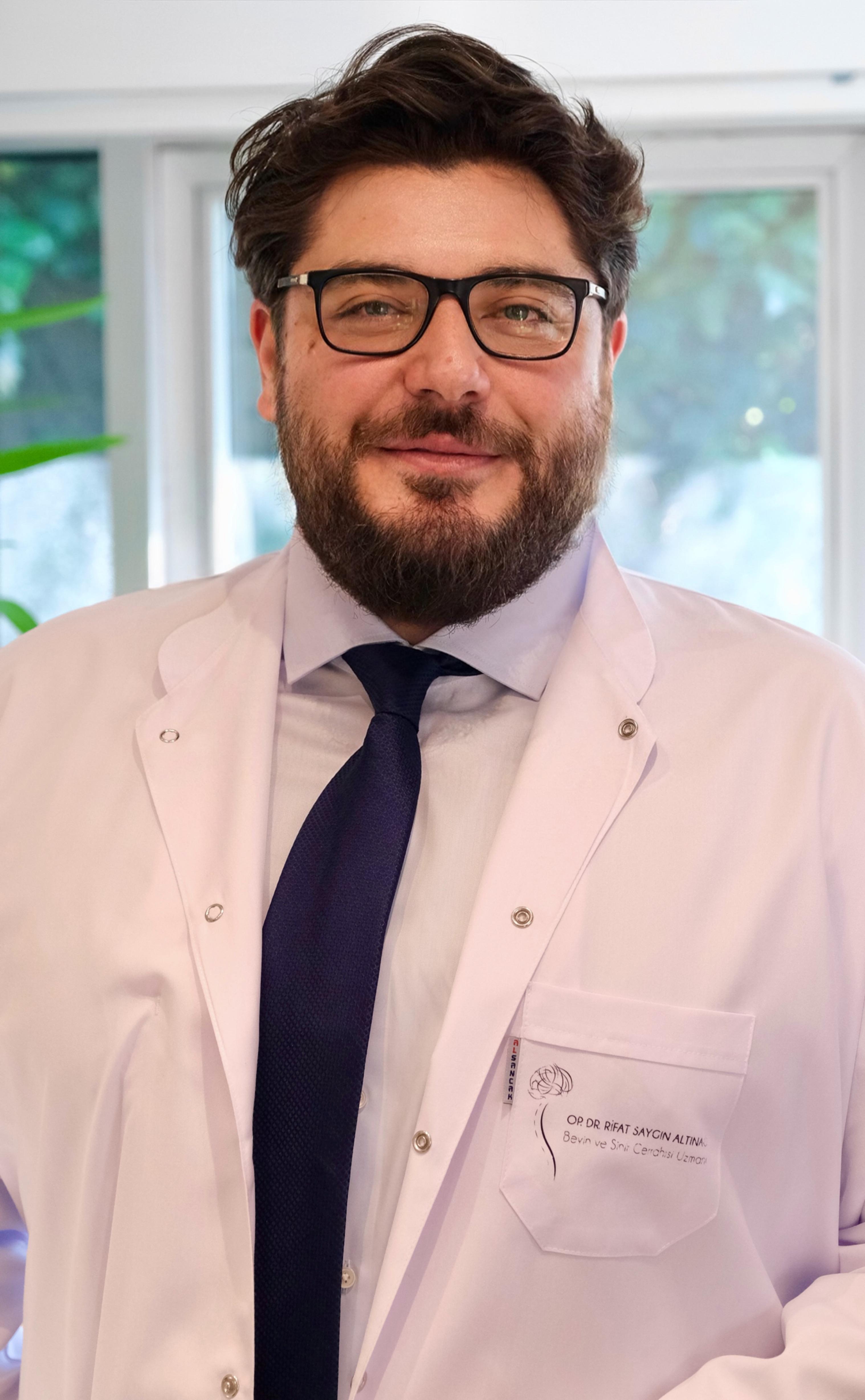 Op. Dr. Rifat Saygın Altınağ